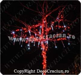 copac cu turturi luminosi efect ninsoare si siruri luminoase led rosu