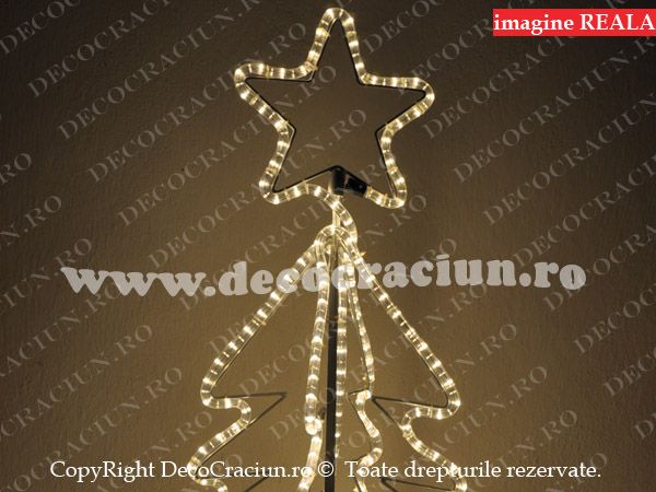 brad craciun exterior din tub luminos cu leduri