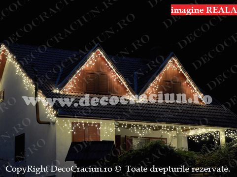 Cabana casa de vacanta cu turturi luminosi cu leduri alb cald ip65 de exterior la streasina